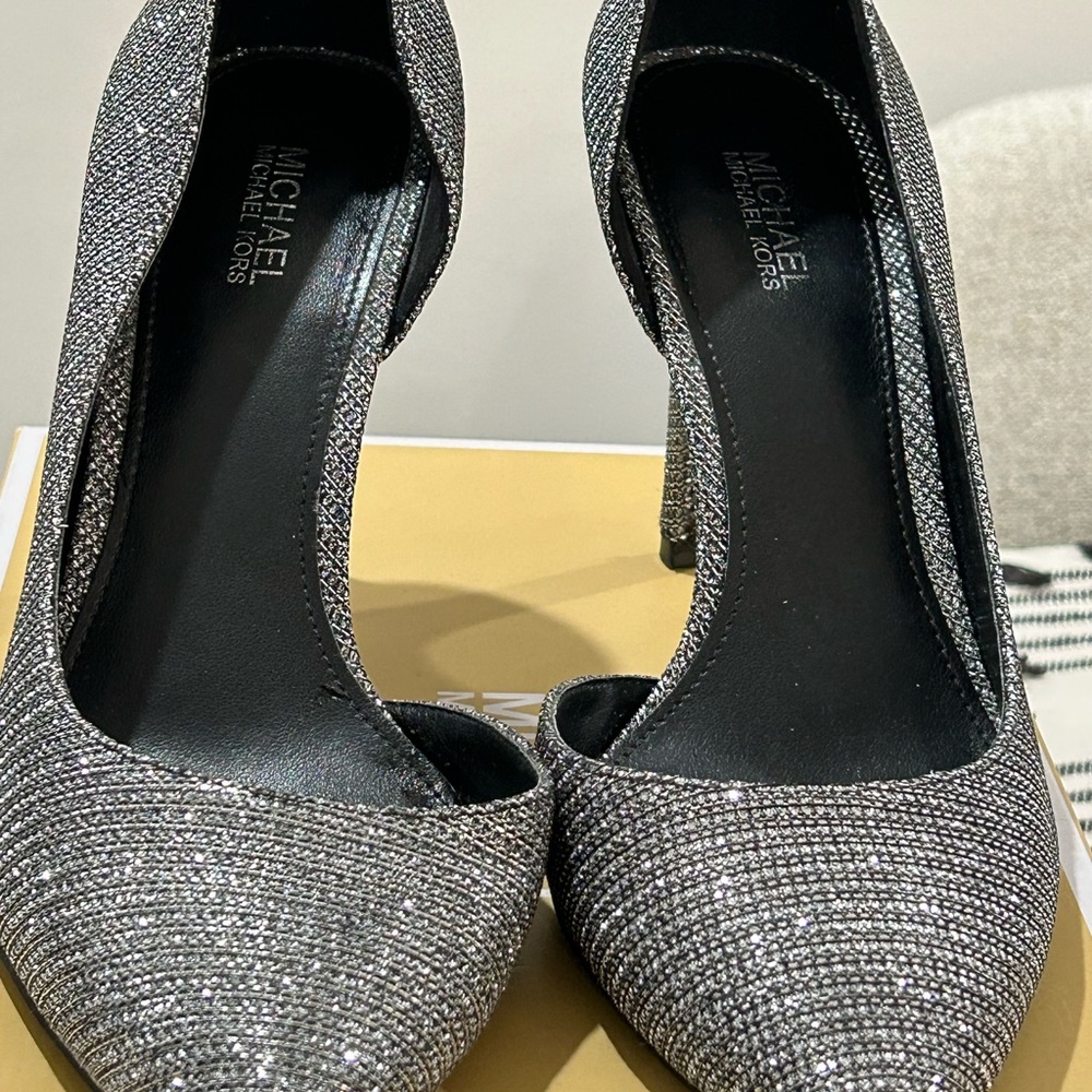 MICHAEL Michael Kors Lucille Flex D’orsay Textile Silver Stilettos - Picture 5 of 16